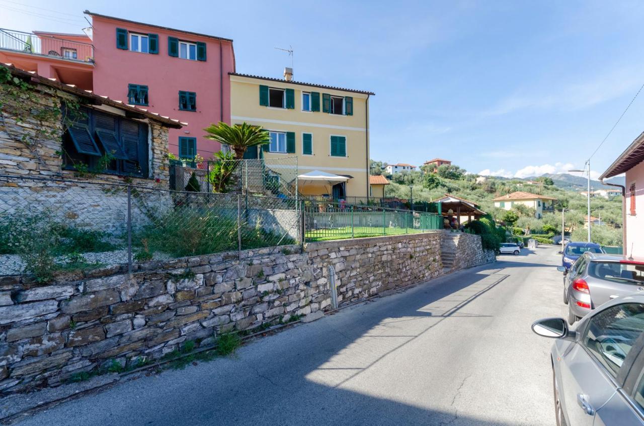 Alla Casa Rosa, Peaceful Apartment Surrounded By Greenery With Free Parking, Wifi & Air Conditioning 라팔로 외부 사진