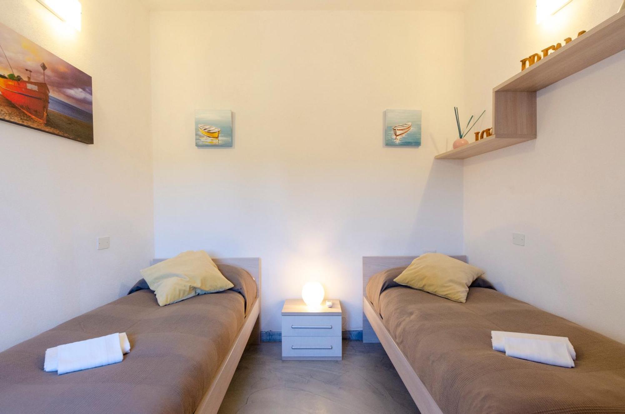 Alla Casa Rosa, Peaceful Apartment Surrounded By Greenery With Free Parking, Wifi & Air Conditioning 라팔로 외부 사진